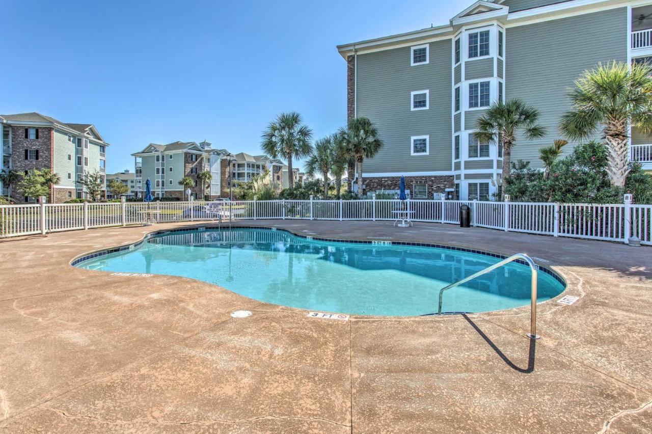 With Pool Access Less Than 2 Mi To And Golf Apartment *