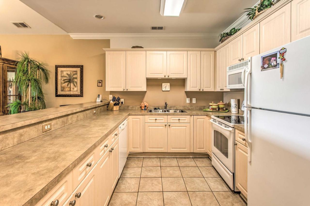 With Pool Access Less Than 2 Mi To And Golf