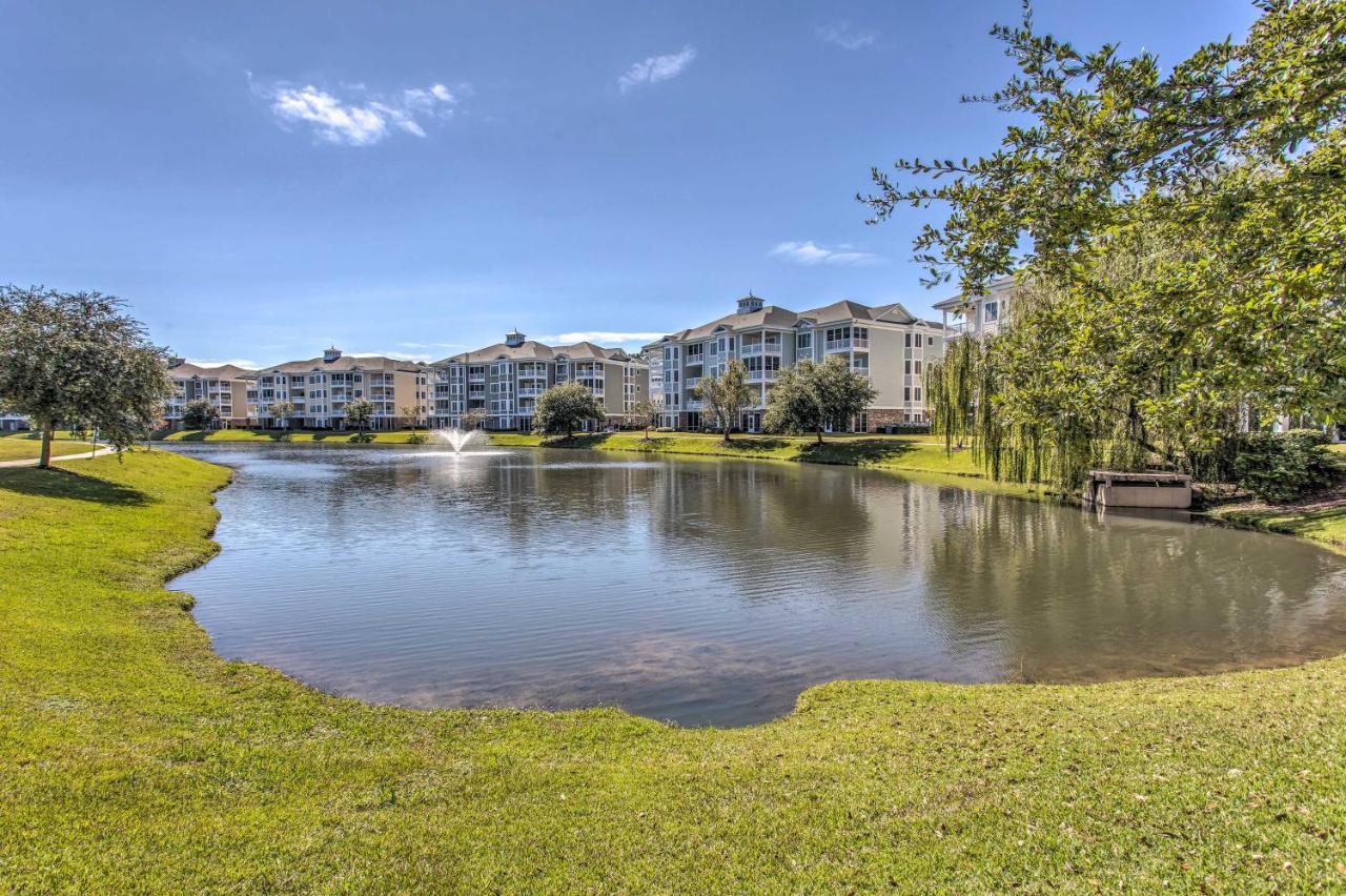 With Pool Access Less Than 2 Mi To And Golf Apartment *